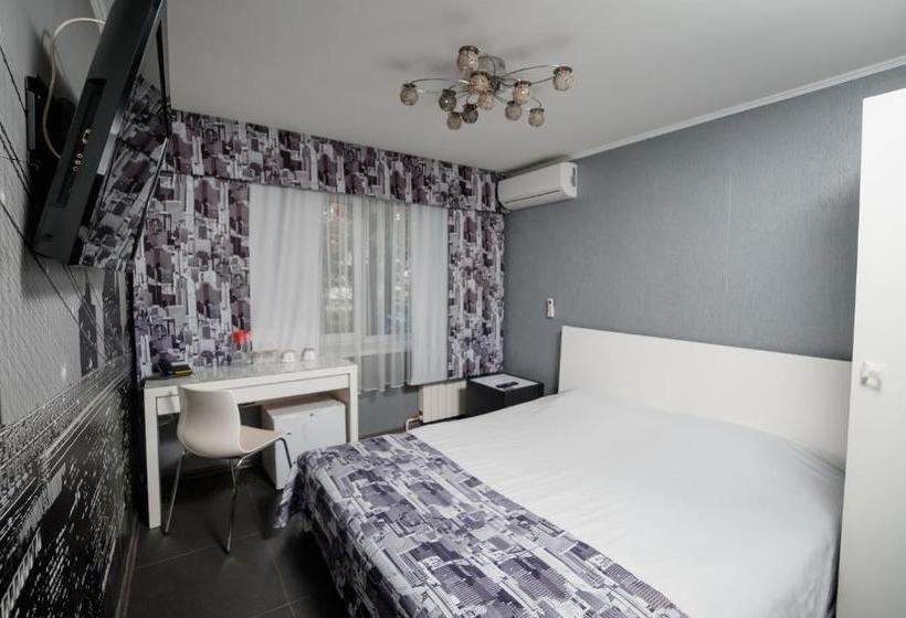 בית מלון כפרי Aurooms