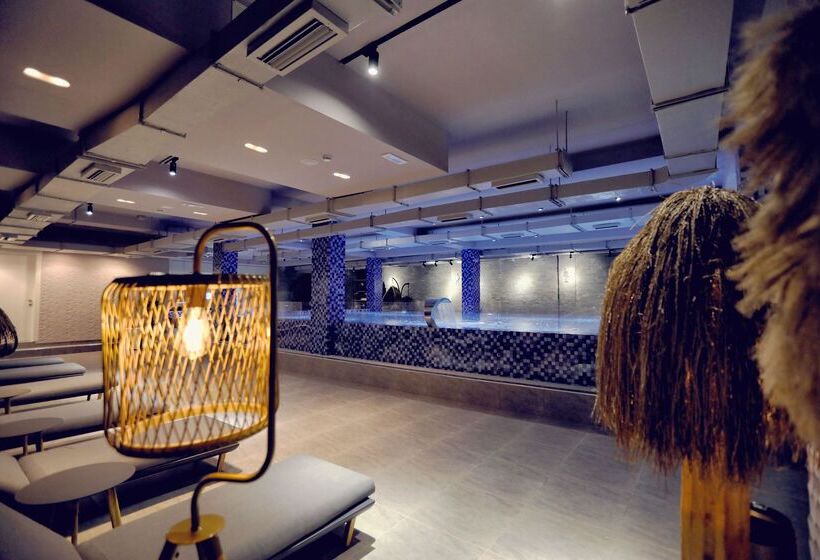 Отель Velipoja Grand Europa Resort, Affiliated By Melia