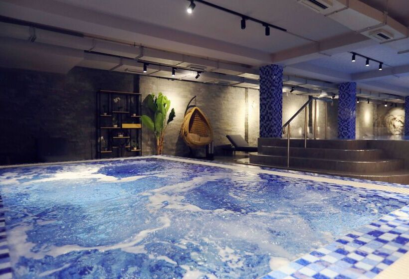 Отель Velipoja Grand Europa Resort, Affiliated By Melia