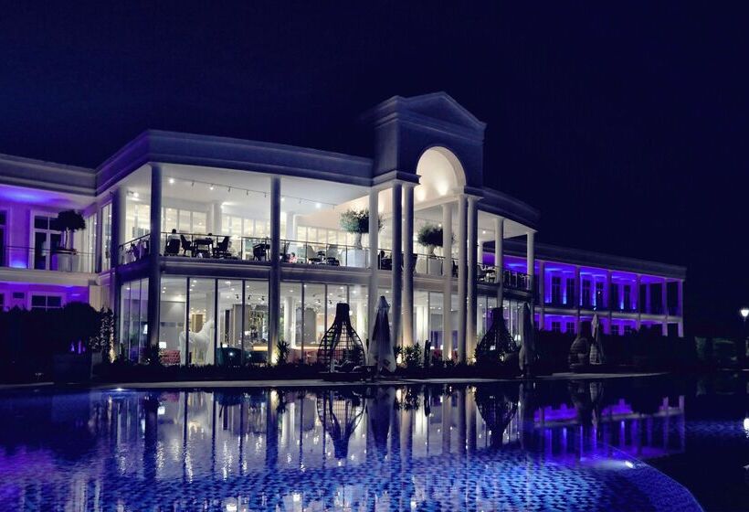 Отель Velipoja Grand Europa Resort, Affiliated By Melia