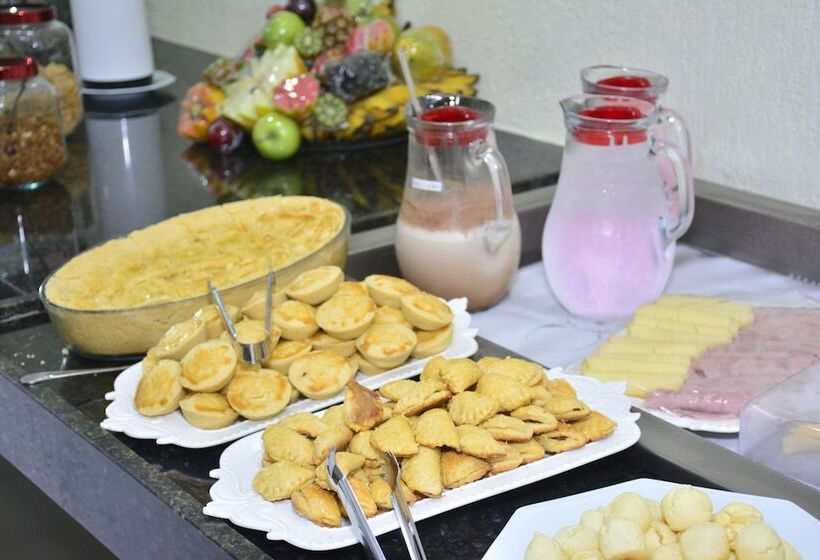 Goiana Palace Hotel   Fácil Acesso A Fábrica Da Jeep