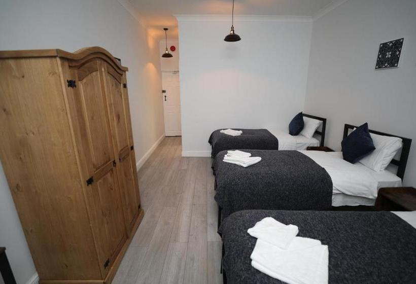 ホテル Golders Park