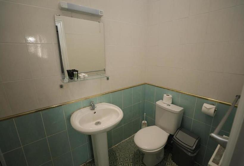 ホテル Golders Park