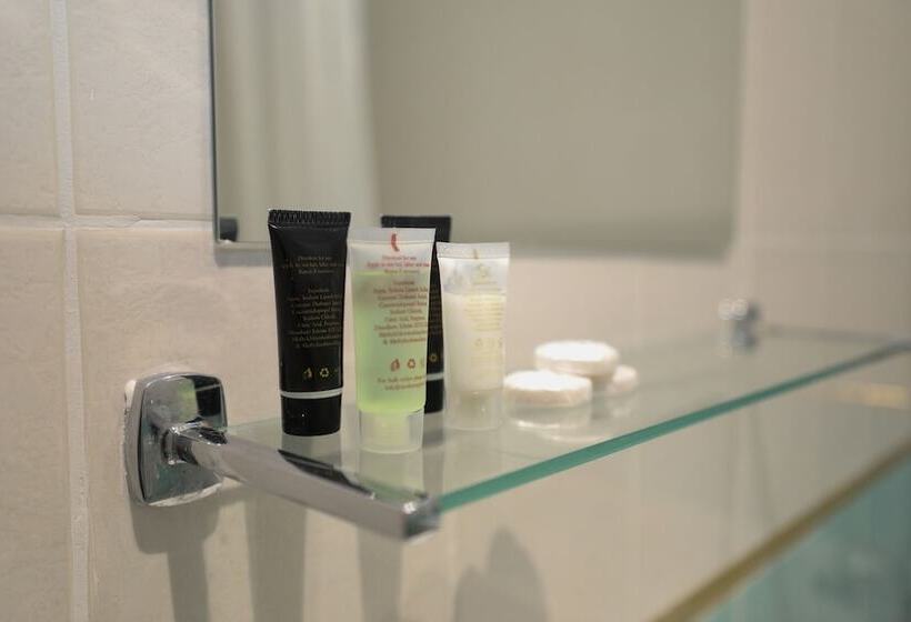 ホテル Golders Park