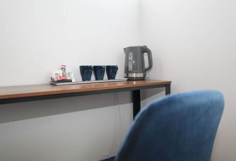 ホテル Golders Park