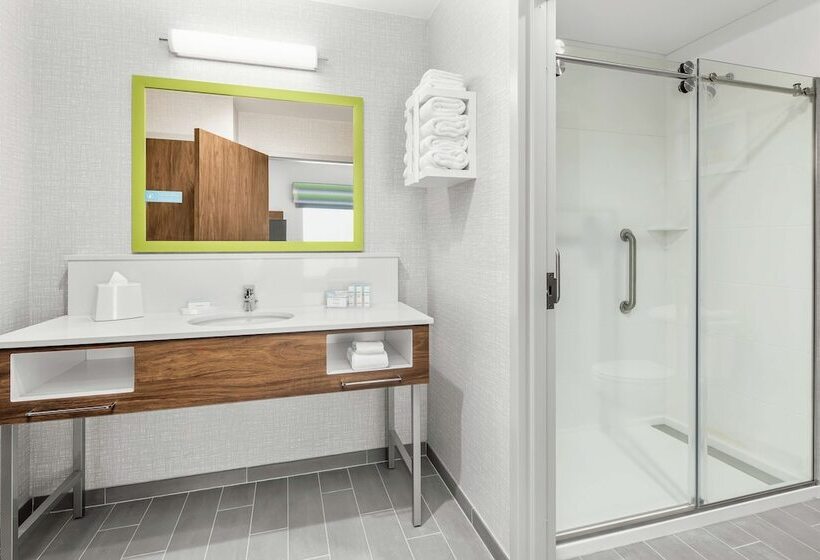 فندق Hampton Inn Odessa Trinity