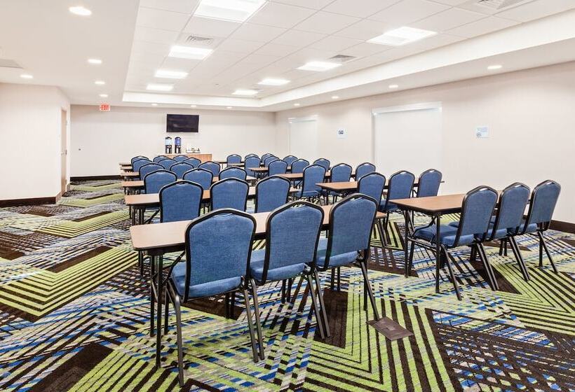 فندق Holiday Inn Express & Suites Niceville   Eglin Area, An Ihg