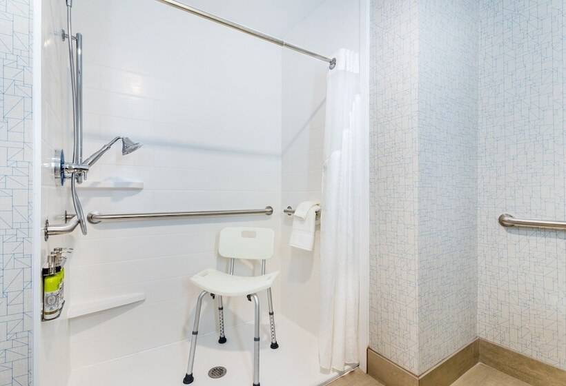 فندق Holiday Inn Express & Suites Niceville   Eglin Area, An Ihg