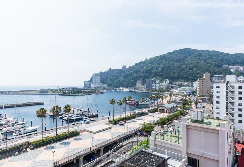 Отель Livemax Resort Atamiseafront