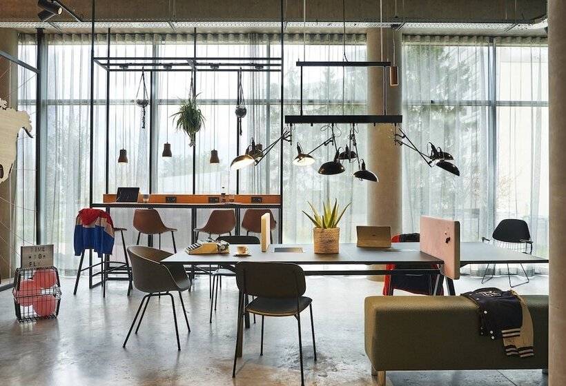 酒店 Moxy Paris Charles De Gaulle Airport