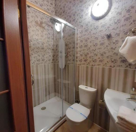 هتل Queen Of Opera