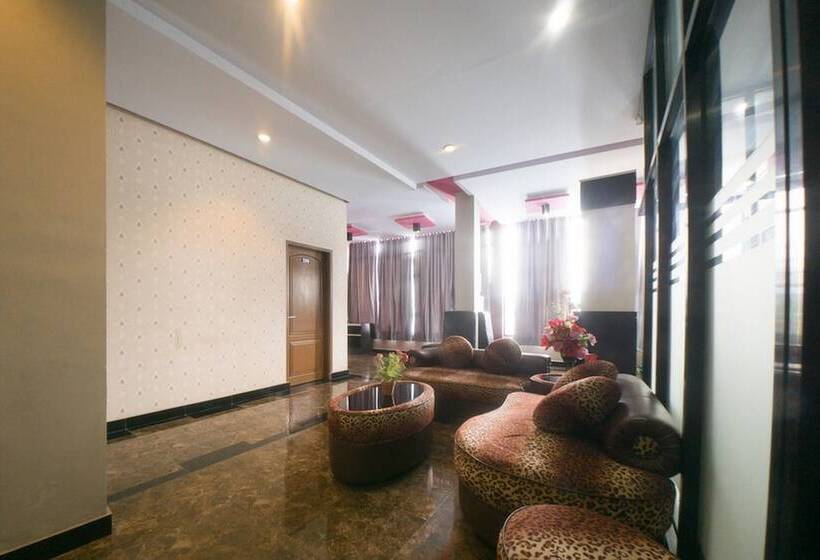 酒店 Reddoorz Near Tvri Gorontalo