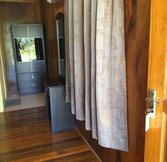 酒店 Samudra Beach Chalet