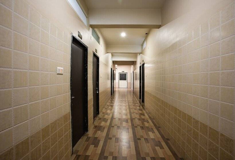 בית מלון כפרי Spot On 23725 Jay Shanti Palace