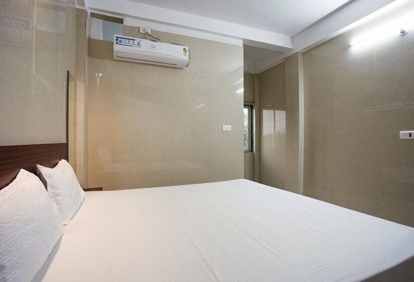 בית מלון כפרי Spot On 23725 Jay Shanti Palace