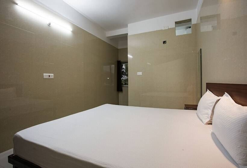 בית מלון כפרי Spot On 23725 Jay Shanti Palace