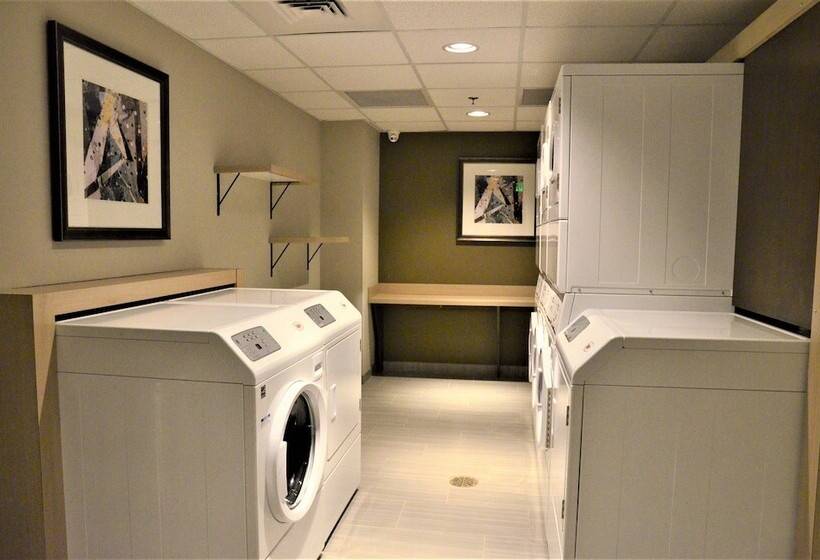 Отель Staybridge Suites   Orenco Station, An Ihg