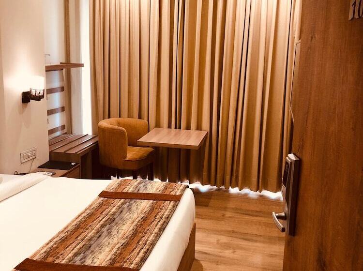 Отель Sugar Stars Inn