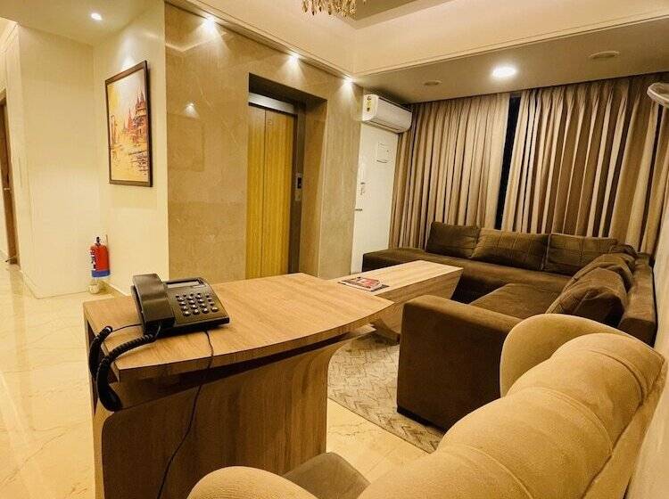 Отель Sugar Stars Inn