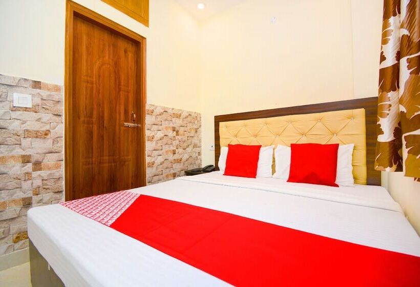 Отель The Sai Palace By Oyo Rooms