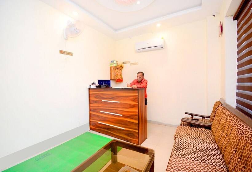 Отель The Sai Palace By Oyo Rooms