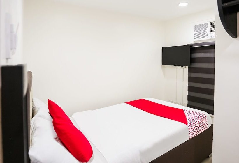 فندق Triangle Apartelle By Oyo Rooms