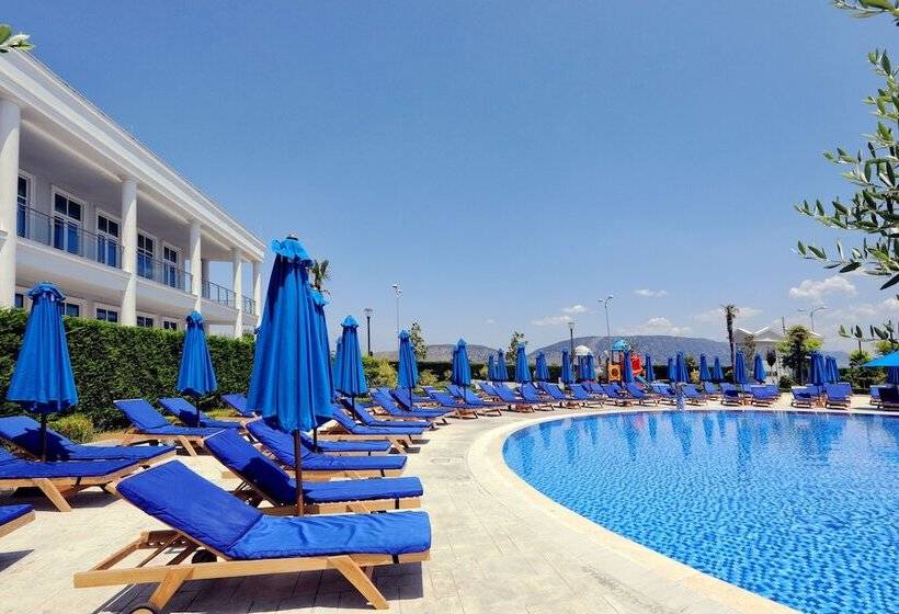 Отель Velipoja Grand Europa Resort, Affiliated By Melia