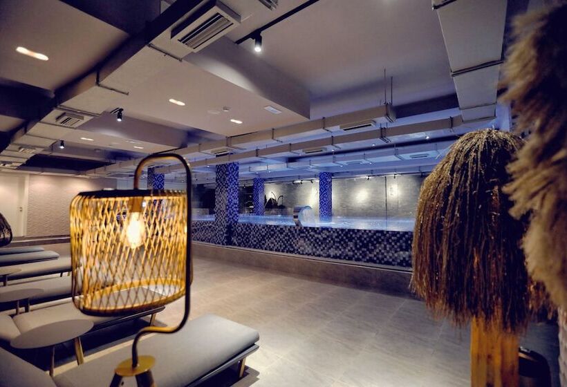 Отель Velipoja Grand Europa Resort, Affiliated By Melia