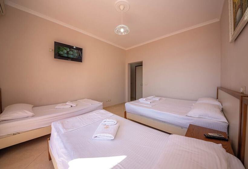 בית מלון כפרי Vila Misiri