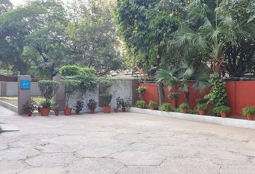 בית מלון כפרי Ywca International Guest House