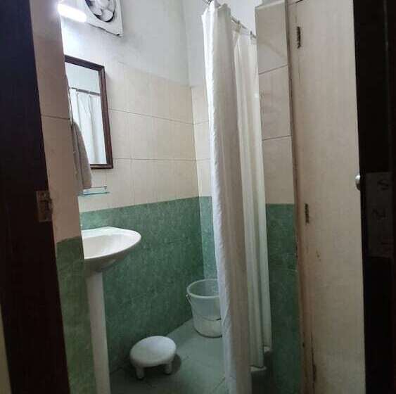 בית מלון כפרי Ywca International Guest House