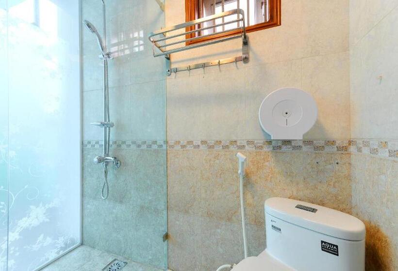 Kim Cuong Hotel 2 By Oyo Rooms