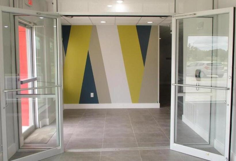 فندق على الطريق Studio 6port Allen, La  Baton Rouge I10