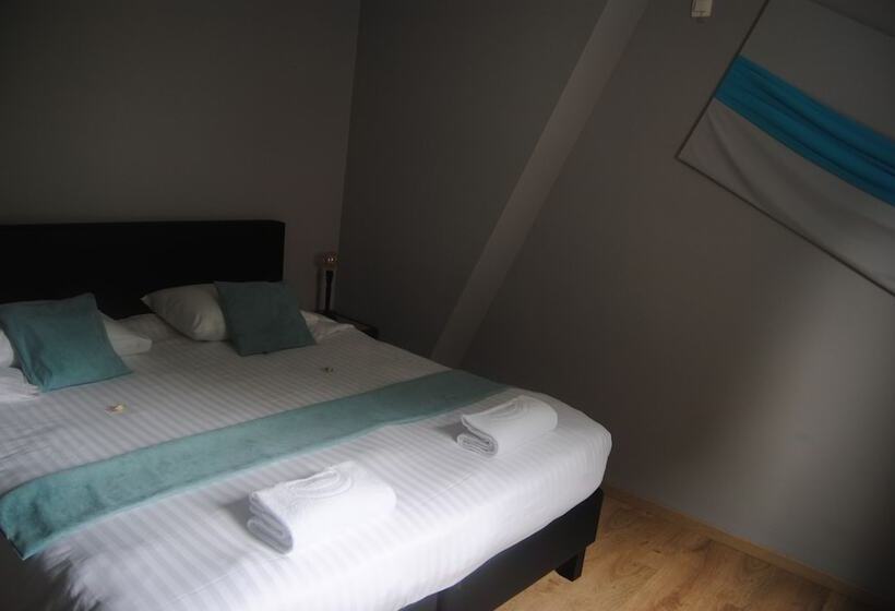 פנסיון L'inattendu Sur La Croisette Dinant Centre