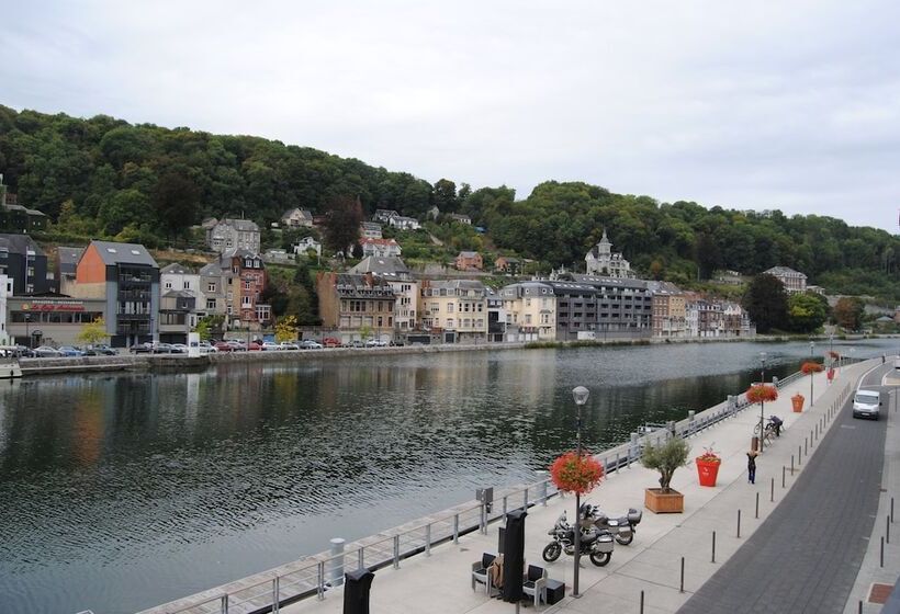 פנסיון L'inattendu Sur La Croisette Dinant Centre