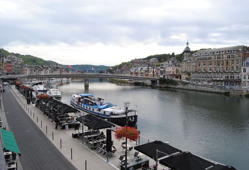 פנסיון L'inattendu Sur La Croisette Dinant Centre