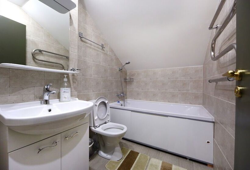 Пансион Nikolin Park Guest House