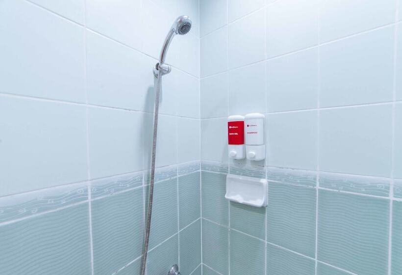 پانسیون Reddoorz Premium @ The Ritz Garden Oases