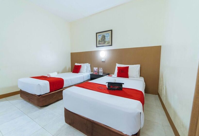 پانسیون Reddoorz Premium @ The Ritz Garden Oases