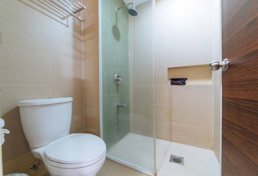 پانسیون Reddoorz Premium @ The Ritz Garden Oases