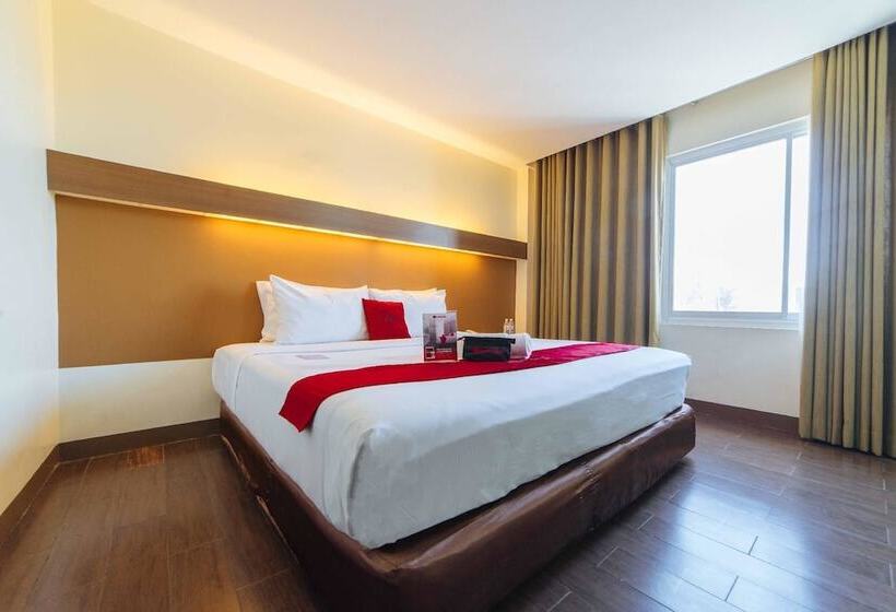 پانسیون Reddoorz Premium @ The Ritz Garden Oases