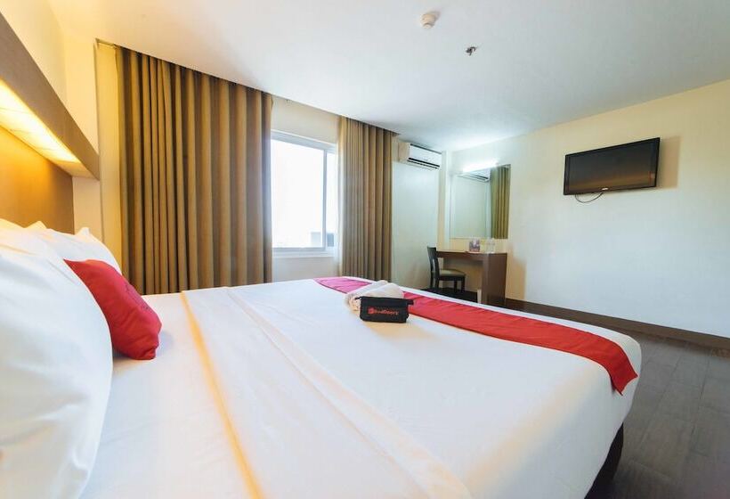 پانسیون Reddoorz Premium @ The Ritz Garden Oases