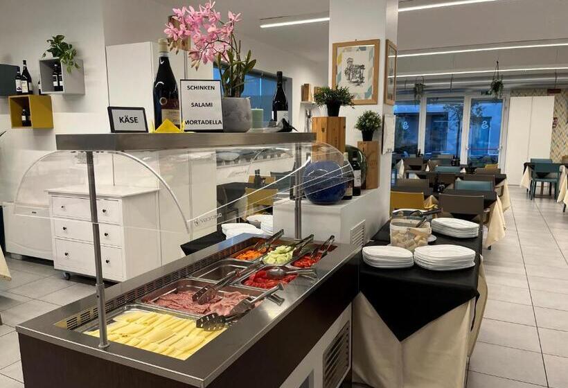 レジデンス Sisan Family Resort