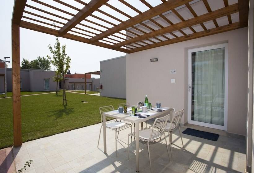 レジデンス Sisan Family Resort