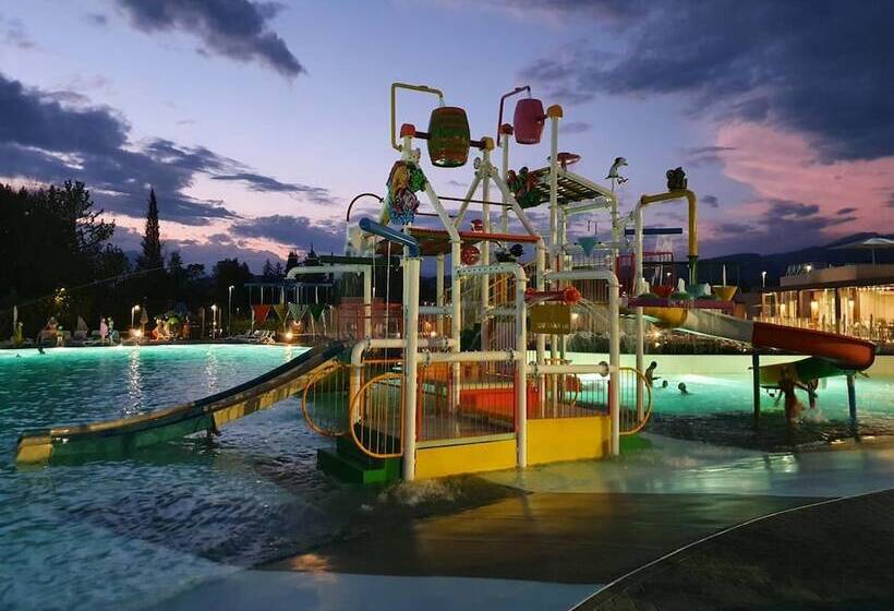 レジデンス Sisan Family Resort