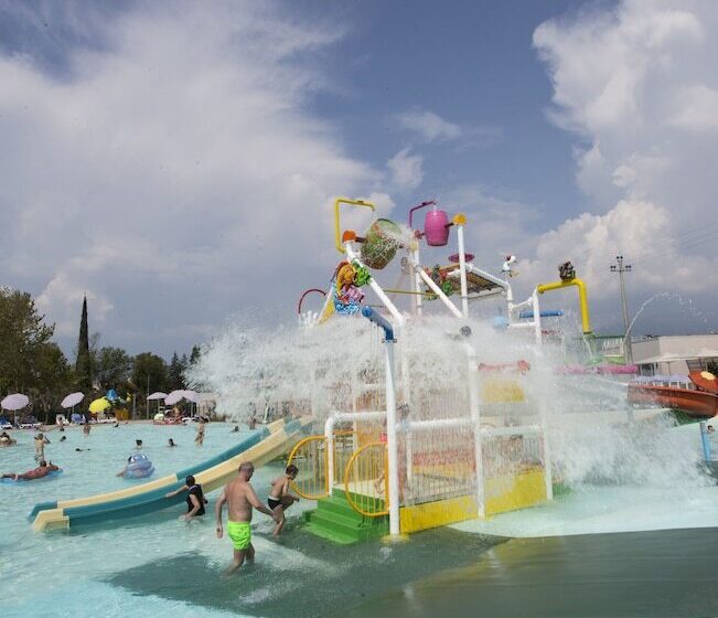 レジデンス Sisan Family Resort