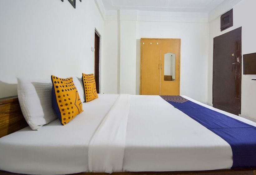 Spot On 39952 Hotel Silverton