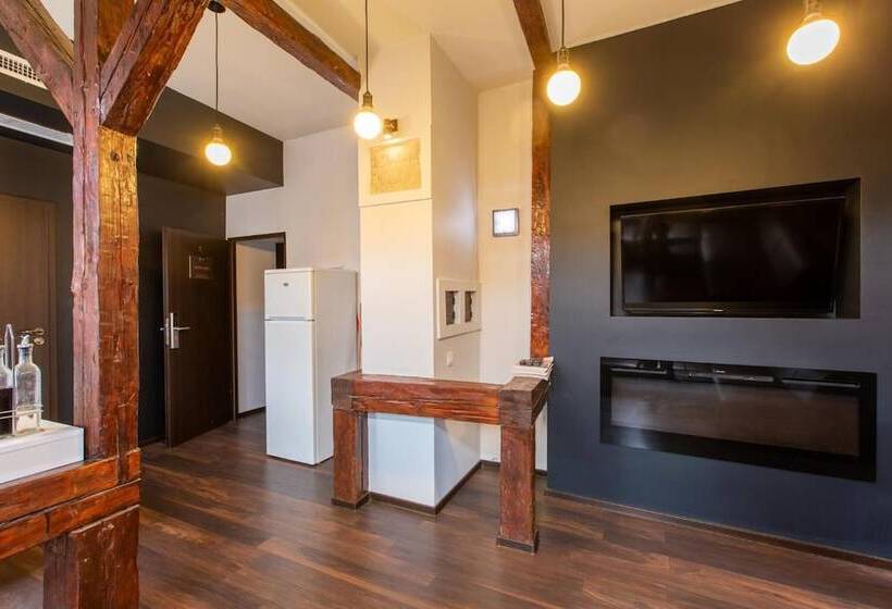 Vendi Grand Square Residence