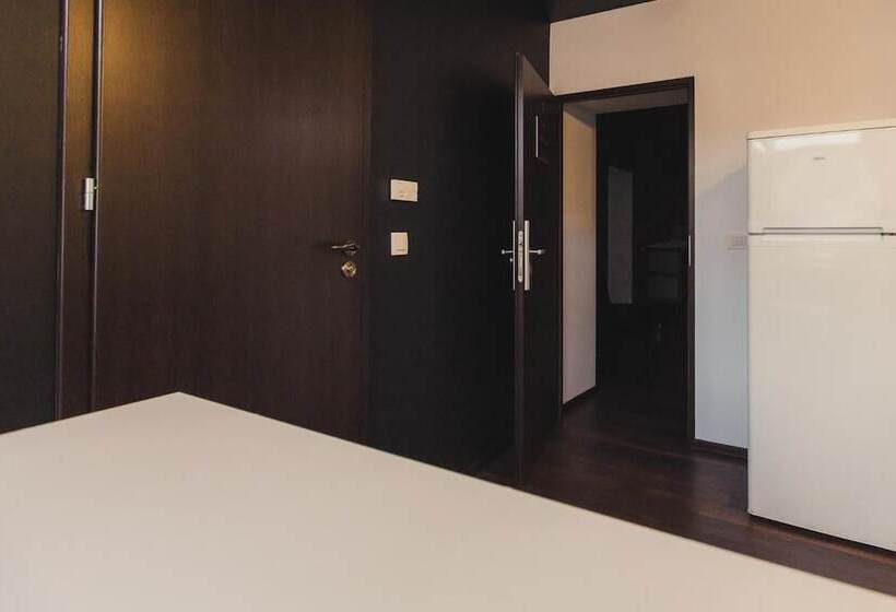 Vendi Grand Square Residence