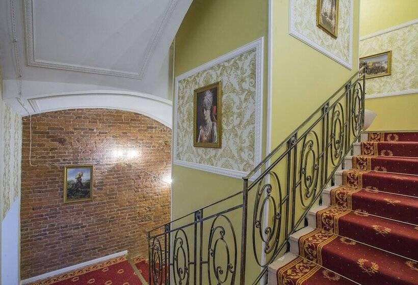 ユースホステル Nevsky Capsule